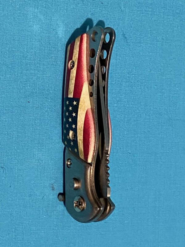 USA Flag Assisted Open Knife - Vintage Looking - Image 5