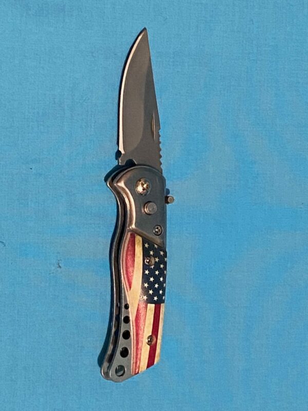 USA Flag Assisted Open Knife - Vintage Looking - Image 3