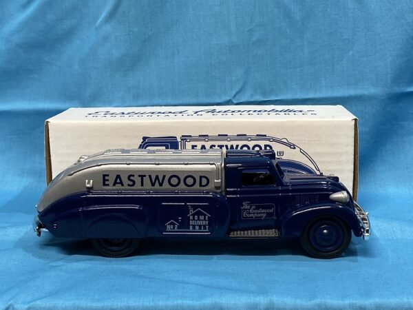 ERTL 1939 Dodge Airflow Tanker Bank! Stock #B315 Eastwood company bank - Image 5