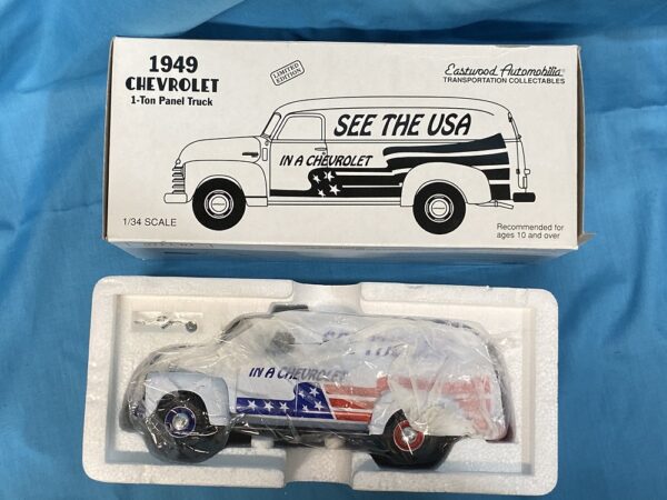 FIRST GEAR 1949 CHEVROLET 1-TON PANEL TRUCK SEE THE USA DIE-CAST 1/34 SCALE 19-1410 - Image 2