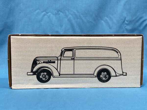 ERTL PIT STOP #15 BILLY THE KID 1938 CHEVY PANEL STOCK #4869 - Image 9